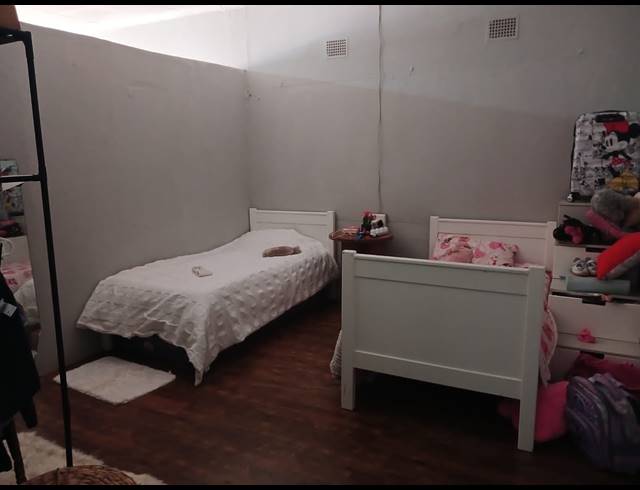 5 BEDROOM APARTMENT BLOCK FOR SALE IN WESTENBURG